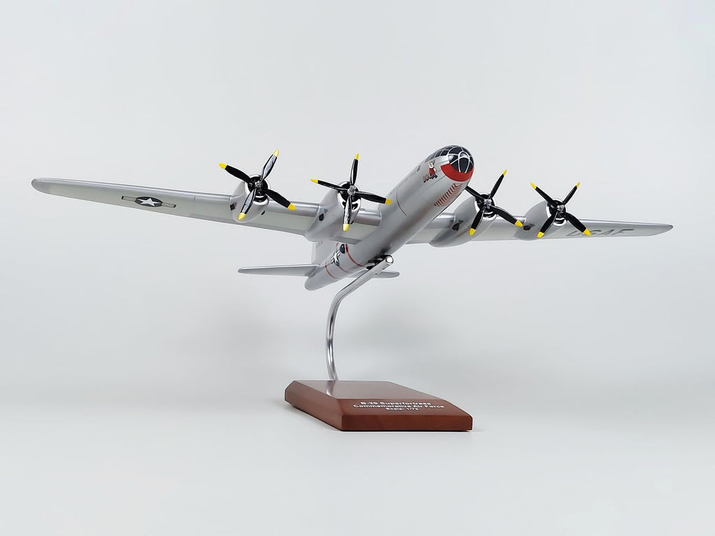 1/72 Scale Model U737