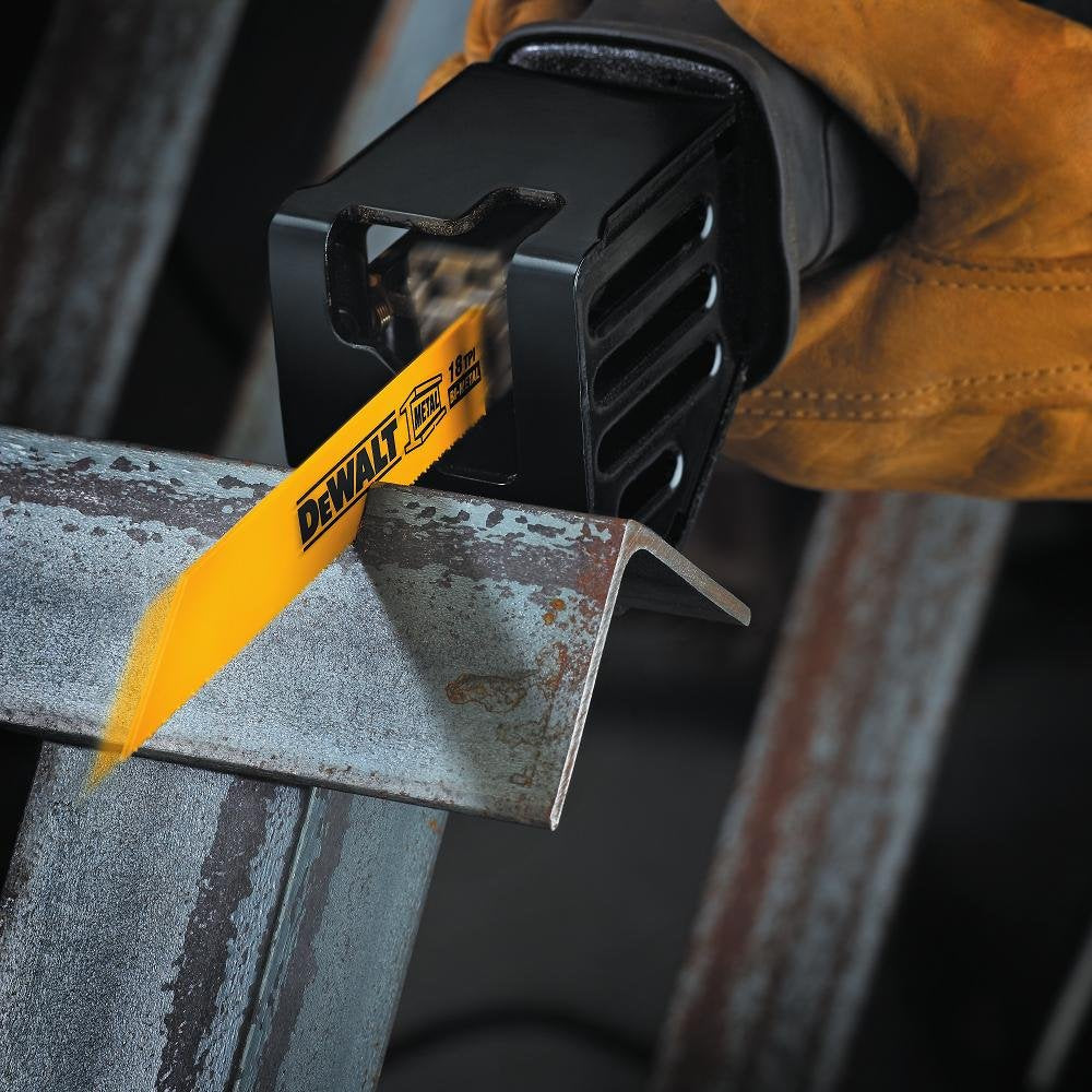 20V MAX XR Compact Reciprocating Saw and 6 Pieces Reciprocating Saw Blades Set A1303